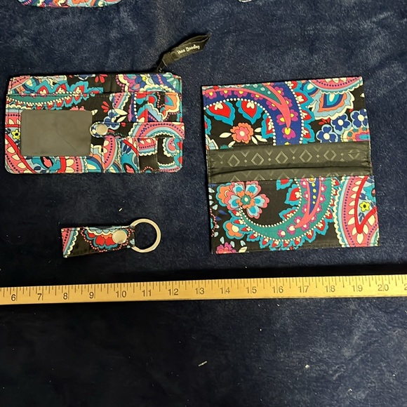 Vera Bradley Purse Set 7 Pc - Picture 3 of 10